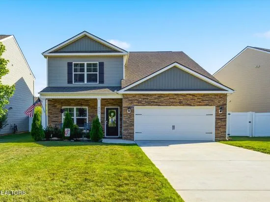 4745 Willow Bluff Cir, Knoxville, TN 37914
